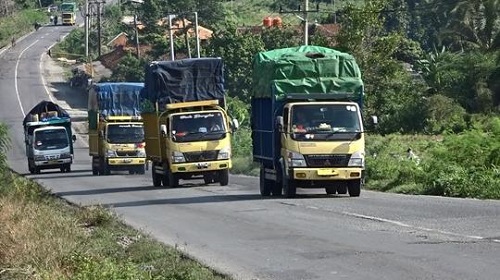 Ini Jam Operasional Terbaru Lebaran 2022, Sopir Truk Angkutan Barang ...